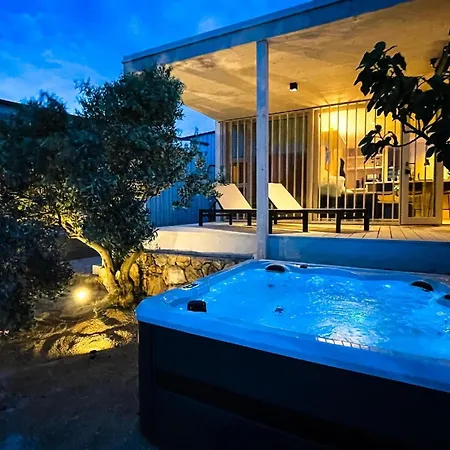 Dom wakacyjny Mit Privatpool Fuer 6 Personen Ca 60 Qm In Drage, Dalmatien Norddalmatien Drage